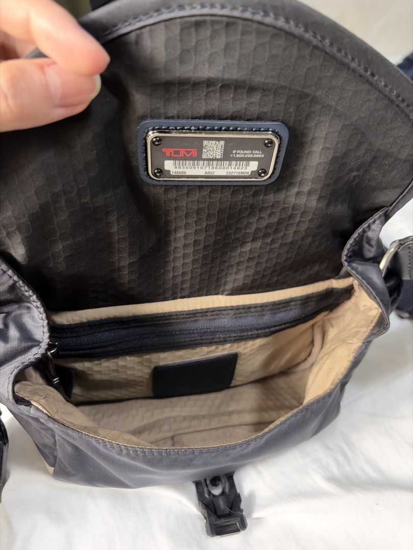 TUMI Alpha Bravo Compass (Category: Sling Bags) located in Caloocan City. Submitted by youme251386976 (Listing ID 1462904185, Image 2). Description: Tumi Alpha Bravo Compass Midnight Navy/Khaki variant Limited edition/discontinued Bought in Japan, includes warranty card and receipts No issues, apart from natural wear Monogram already updated to velcro by Tumi Greenbelt 5 ( can be changed by any Tumi branches ) Original price Php 24,999 QC area la
