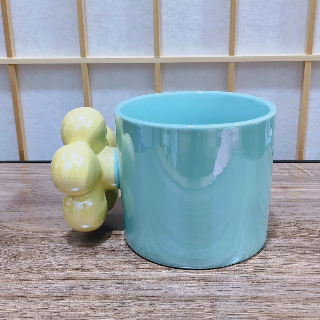 Turquoise Yellow Flower Mug (Category: Coffee & Tea Tableware) located in Bontoc. Submitted by shaneebhee (Listing ID 1462973072, Image 2). Description: .