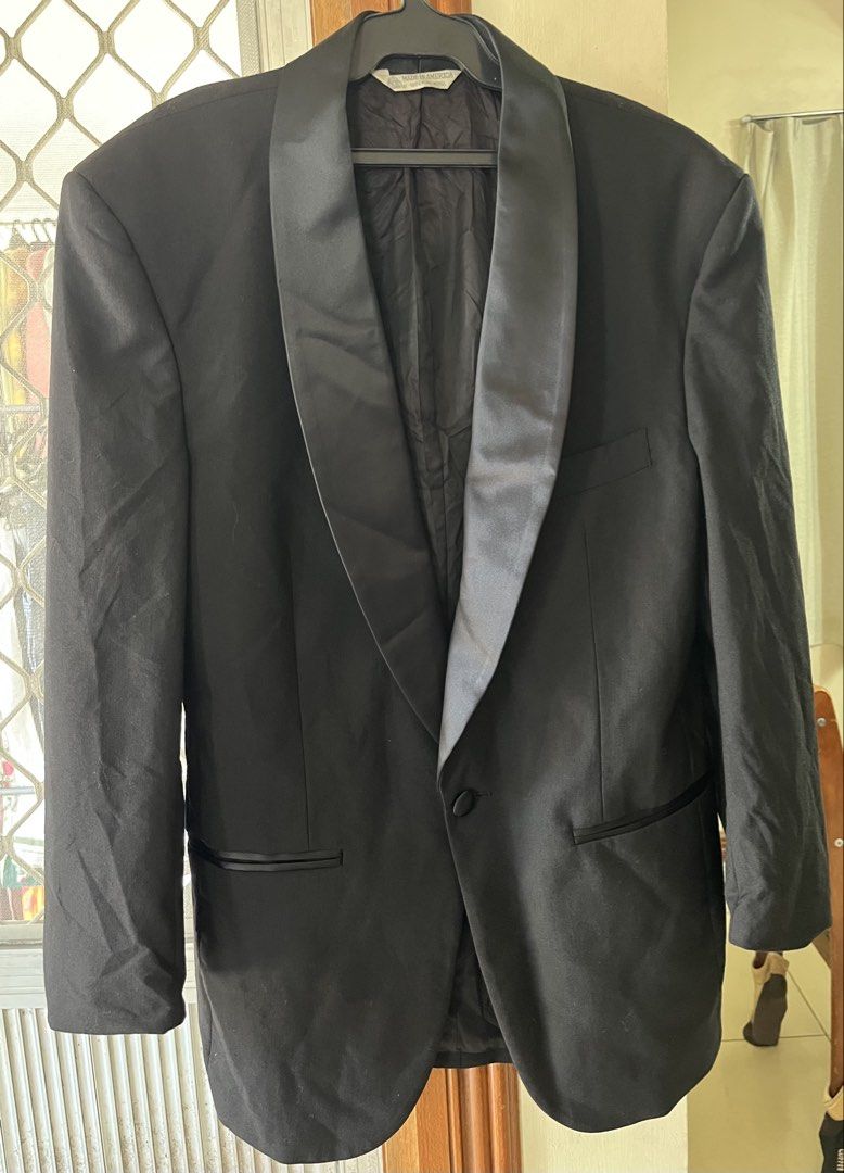 Tuxedo coat and pants set (Category: Sets & Coordinates) located in Bacoor. Submitted by ayit. (Listing ID 1462913036, Image 1). Description: Negotiable new Original bill robin son set Tuxedo personal original Sf inc good cond Payment first Gcash j&t and lalamove Pants dimes 15/38 Coat 18/30 .