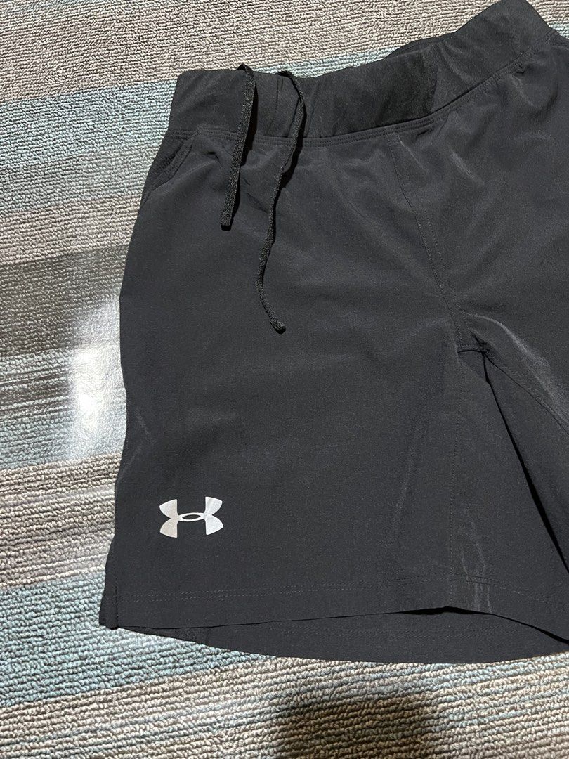 UA Running Short (Category: Shorts) located in Cebu City. Submitted by mark24anth29233 (Listing ID 1463010272, Image 3). Description: Authentic Size: Medium W28-32 L15 Excellent condition No issue.