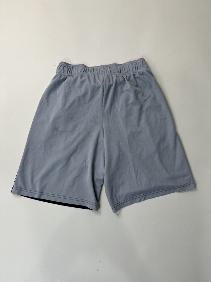 Under Armour Shorts (Category: Shorts) located in Makati City. Submitted by ufcknwthbst (Listing ID 1463011033, Image 3). Description: 20 inch length 9.5/10 condition Issue cut one lace .