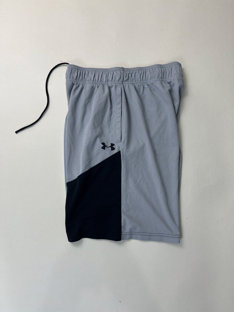 Under Armour Shorts (Category: Shorts) located in Makati City. Submitted by ufcknwthbst (Listing ID 1463011033, Image 2). Description: 20 inch length 9.5/10 condition Issue cut one lace .