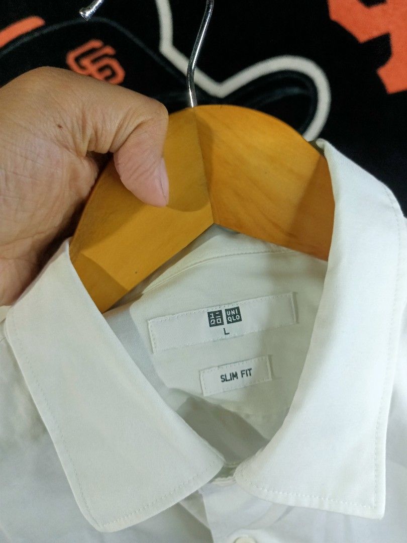 Uniqlo Button Down Long Sleeve Polo (Category: Tshirts & Polo Shirts ) located in Castilla. Submitted by stignapamorma (Listing ID 1463041584, Image 3). Description: Branded Thrifted Long Sleeve Button Down Polo Size - 19x29 Condition - Excellent Color Rate - 9/10 Issue - None Price - 450+SF.
