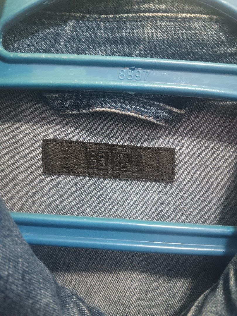Uniqlo Denim Jacket (Size L) (Category: Coats, Jackets and Outerwear) located in Caloocan City. Submitted by jeyms16 (Listing ID 1463065492, Image 3). Description: Uniqlo Blue Denim Jacket (Size L), 100% cotton DIMENSIONS: W: 23 in. L: 25.5 in. RFS: Decluttering Mode of payment: GCash.