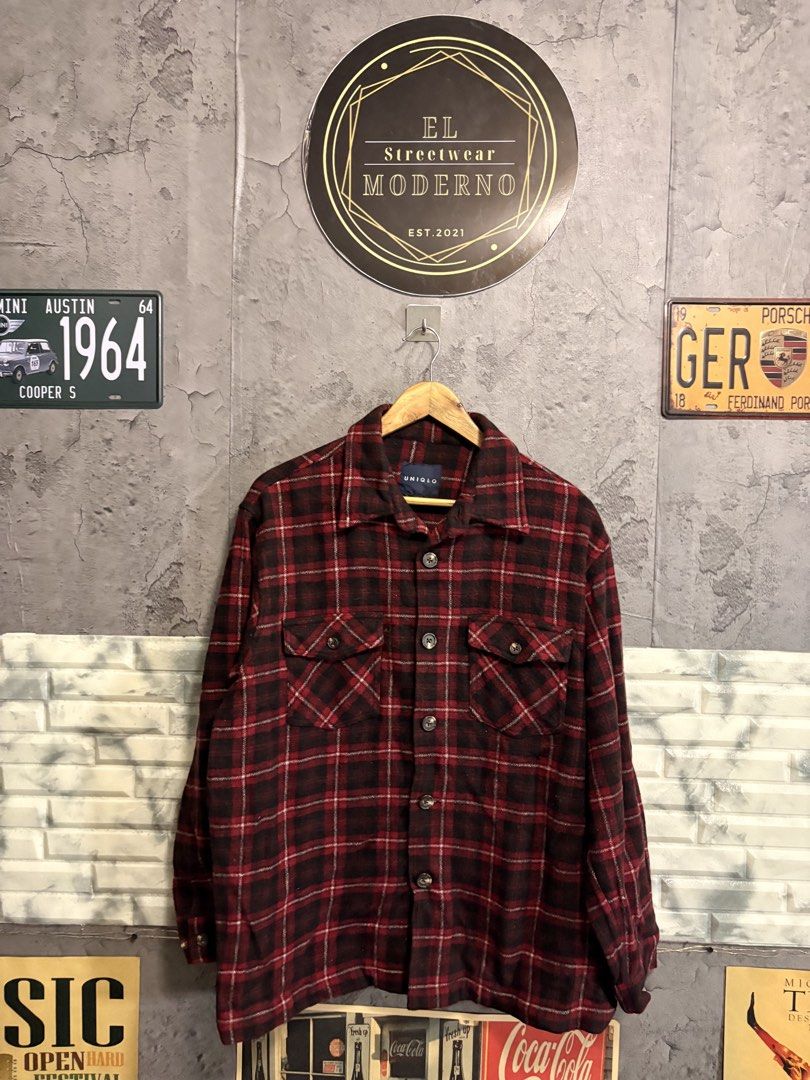 Uniqlo Fleece Checkered Jacket (Category: Coats, Jackets and Outerwear) located in Imus. Submitted by noblefish.b1bfd2 (Listing ID 1462936685, Image 1). Description: Uniqlo Checkered XL 24x29.
