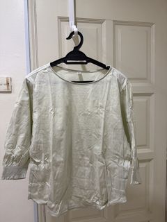 (Category: ) located in . Submitted by sale_clearing_closet (Listing ID 1462961440, Image 1). Description: .