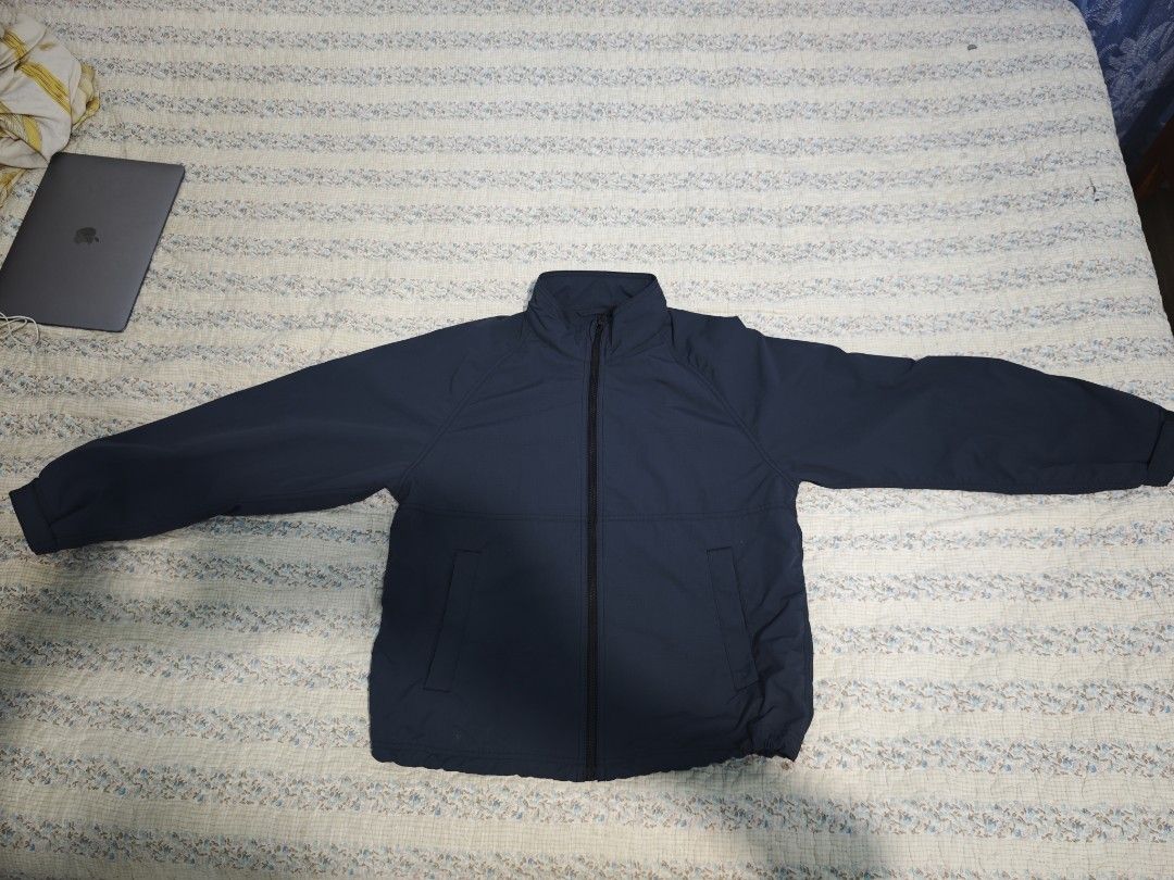 Uniqlo rain jacket (Category: Coats, Jackets and Outerwear) located in Antipolo. Submitted by skyflakeslover (Listing ID 1463030812, Image 3). Description: Gcash / Maya / Bank stranfer J&T shipping RFS: Hindi nagagamit, Condition: Used once then forgot about it.
