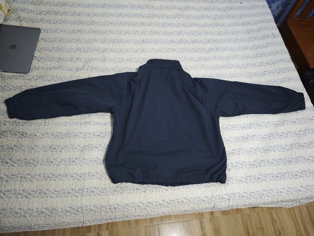 Uniqlo rain jacket (Category: Coats, Jackets and Outerwear) located in Antipolo. Submitted by skyflakeslover (Listing ID 1463030812, Image 2). Description: Gcash / Maya / Bank stranfer J&T shipping RFS: Hindi nagagamit, Condition: Used once then forgot about it.
