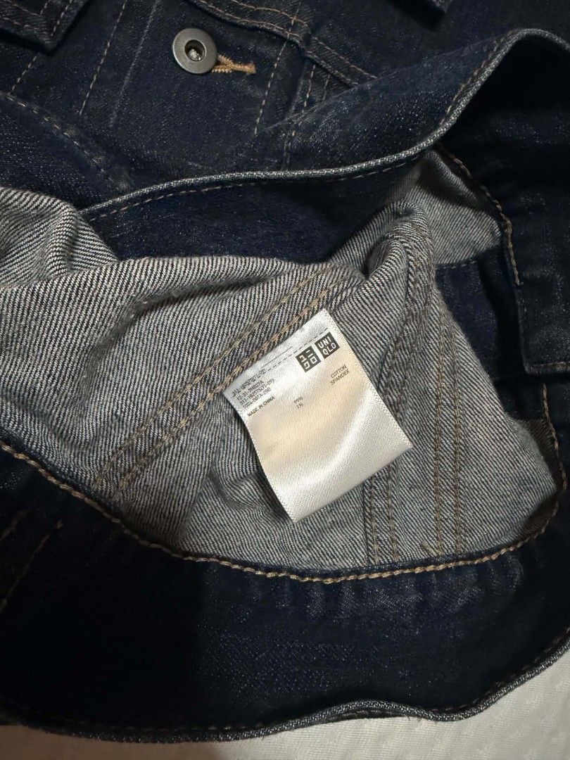 Uniqlo track denim jacket (Category: Coats, Jackets and Outerwear) located in Quezon City. Submitted by pinkystrends.co (Listing ID 1463041020, Image 3). Description: .