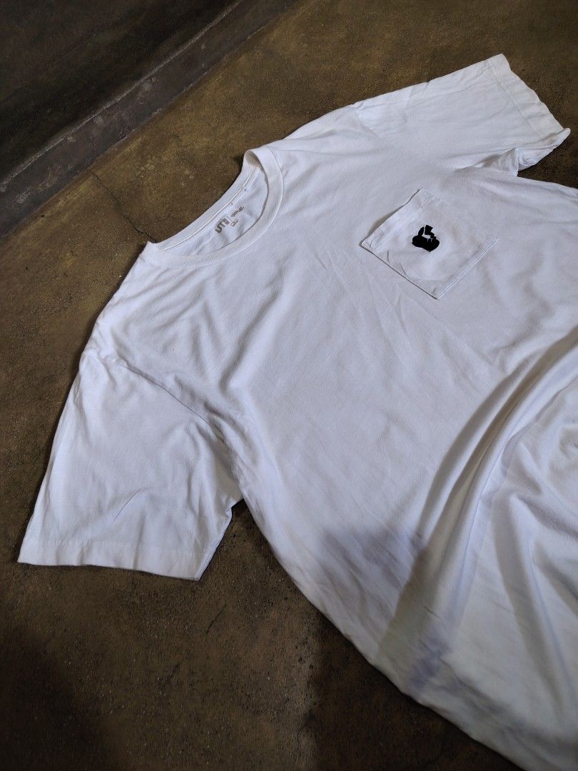 Uniqlo x Pokemon (Category: Tshirts & Polo Shirts ) located in San Jose del Monte. Submitted by klowiboy (Listing ID 1462909029, Image 3). Description: Uniqlo x Pokemon Good Condition ✅️ Size: XL to Large Dimes: W23 L28 inches 399 ONLY.