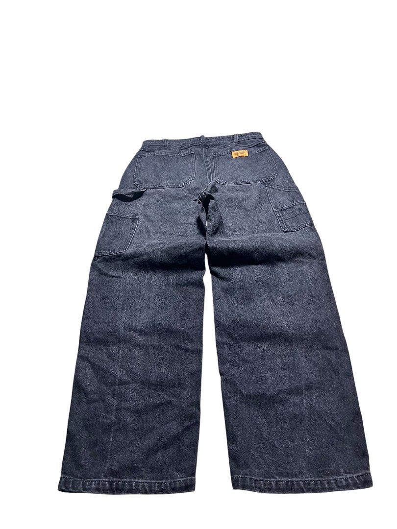 UNIVERSAL OVERALL BLACK STONE WASH CARPENTER PANTS (Category: Jeans) located in Las Pinas. Submitted by greedythrifterz (Listing ID 1463037505, Image 2). Description: UNIVERSAL OVERALL BLACK STONE WASH CARPENTER PANTS DIMES- WIDTH 31, LENGTH 42, THIGHS 12.5 LEG OPEN 8.7 (ALL INCHES) NO ISSUE, FREE SHIP AND NEGOTIABLE .