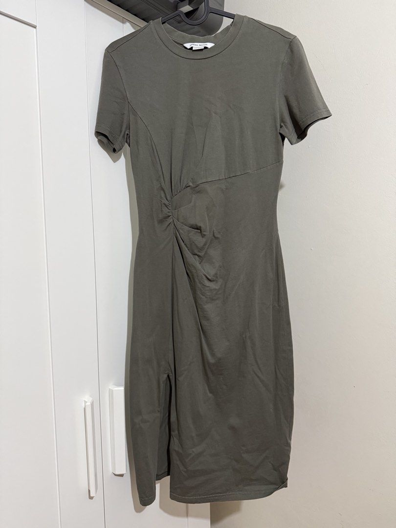 Urban Revivo dresses (Category: Dresses) located in Caloocan City. Submitted by moodyfinds (Listing ID 1462974784, Image 3). Description: Green dress - small (used) Blue dress - medium (never used).