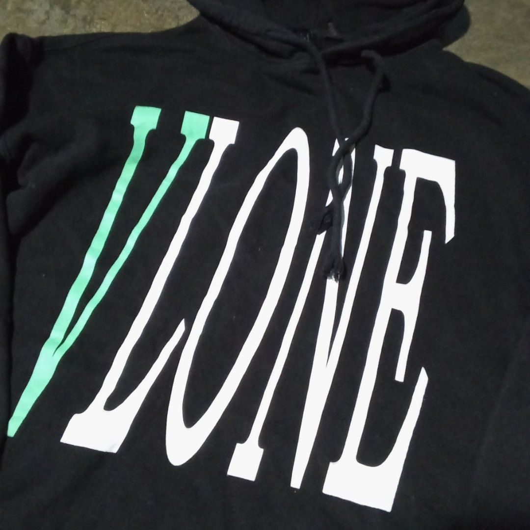 V lone (Category: Hoodies) located in Manila. Submitted by tcbukay_zxc25 (Listing ID 1463047643, Image 2). Description: v lone hoodie 21x24 boxy fit good condition..