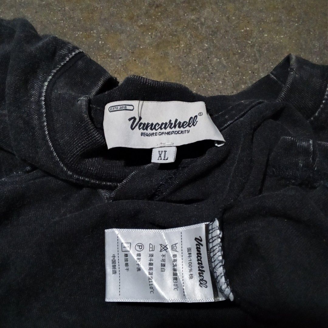 Vancarhel acid wash distress (Category: Formal Shirts) located in Manila. Submitted by tcbukay_zxc25 (Listing ID 1463047435, Image 3). Description: vancarhel acid wash distress design 24.5x29 excellent.