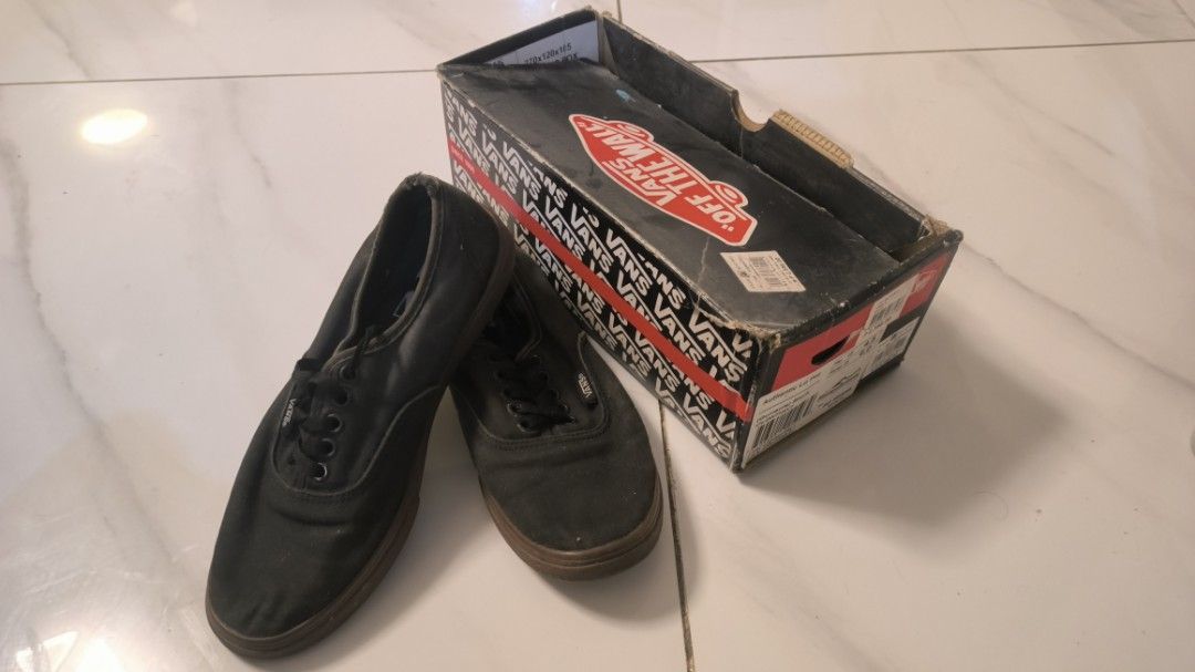 Vans Authentic Lo Pro Gumsole Black Shoes (Category: Sneakers) located in General Trias. Submitted by francissarao (Listing ID 1462898679, Image 3). Description: Vans Authentic Lo Pro (Gumsole Black) - US Men 4.5 / Women 6.0 (With OG Box) Selling a classic pair of Vans Authentic Lo Pro in the (Gumsole) Black colorway (Model: VN-0W7N9V7). Features a sleek, lower-profile canvas upper compared to standard Vans, paired with a durable brown gum sole. 