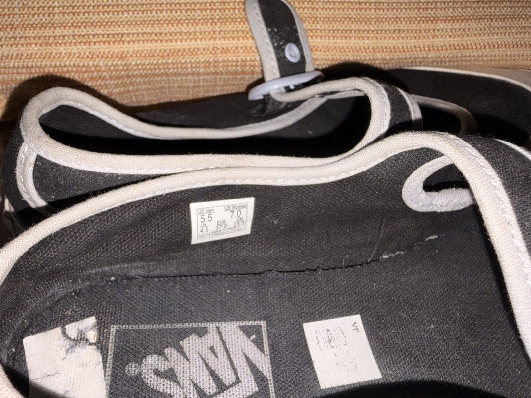 vans mary janes (Category: Shoe inserts) located in Bulacan. Submitted by bawasbagahe (Listing ID 1462945546, Image 3). Description: - good as new!! - rfs: too much shoes ….