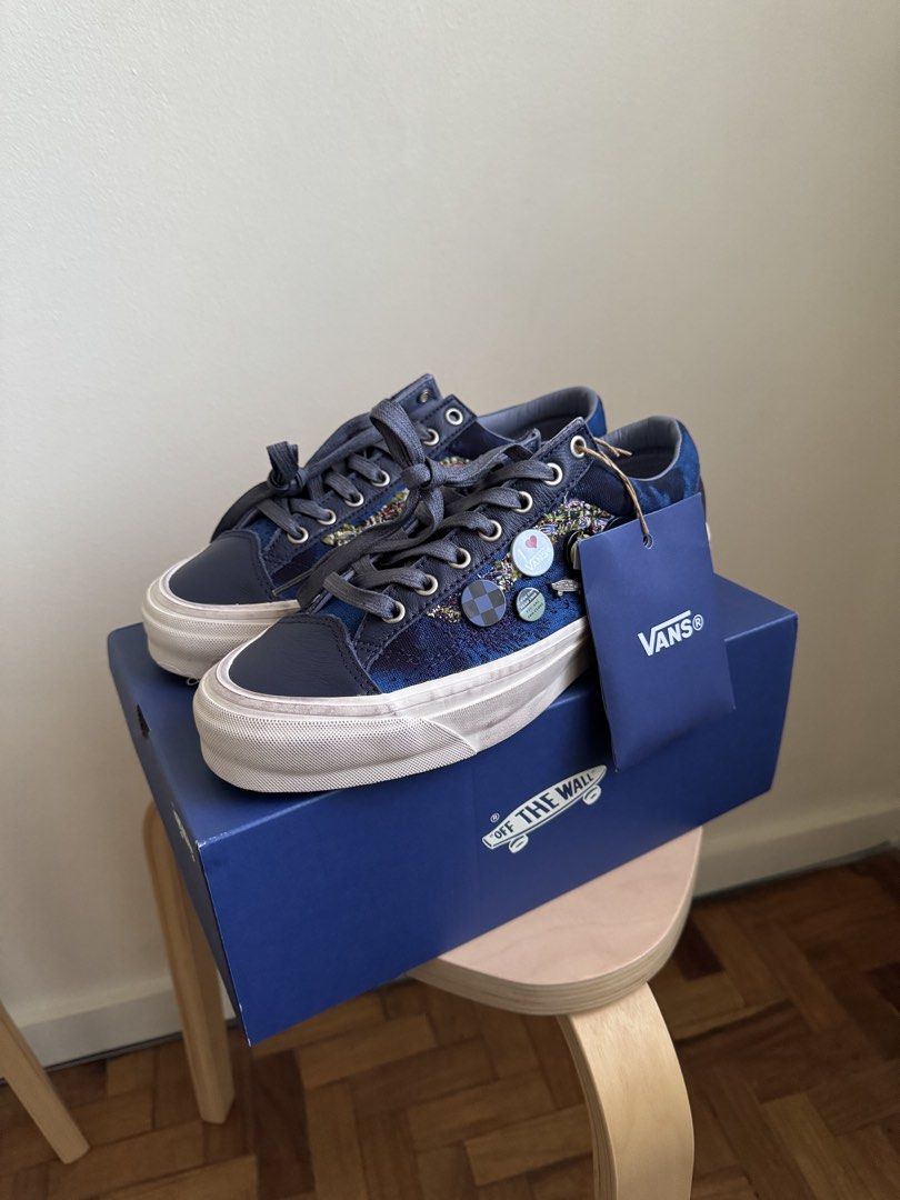 Vans Old Skool Souvenir Pack Navy Blue (Category: Sneakers) located in Quezon City. Submitted by raremountain.19d94e (Listing ID 1462958710, Image 1). Description: Brand new. Add shipping fee. .