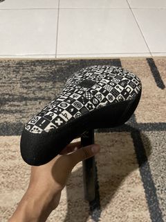 (Category: ) located in . Submitted by Izzadcy (Listing ID 1463034828, Image 1). Description: .