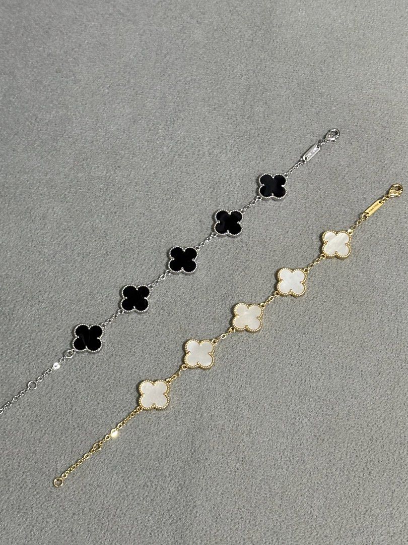 VcA Bracelet (Category: Jewelry) located in Manila. Submitted by sittiesell (Listing ID 1463081096, Image 1). Description: •Microne Gold / Silver •Has the logo and serial number (just like the orig) •15mm vca motif •Available in many other colors •Reversible •Hypoallergenic •Non-Tarnish •Waterproof.