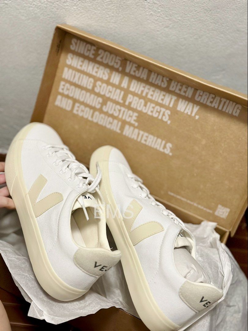 Veja Camo Canvass White Pierre (Category: Casual Shoes) located in Manila. Submitted by ___purpleeeet__ (Listing ID 1462927102, Image 2). Description: -Unisex ( Mens 8 / Womens 9) -With box, Shoe inserts -100% Original -Rfs: Wrong size; too big -With QR code in the box & Item code (both searchable and can scan).