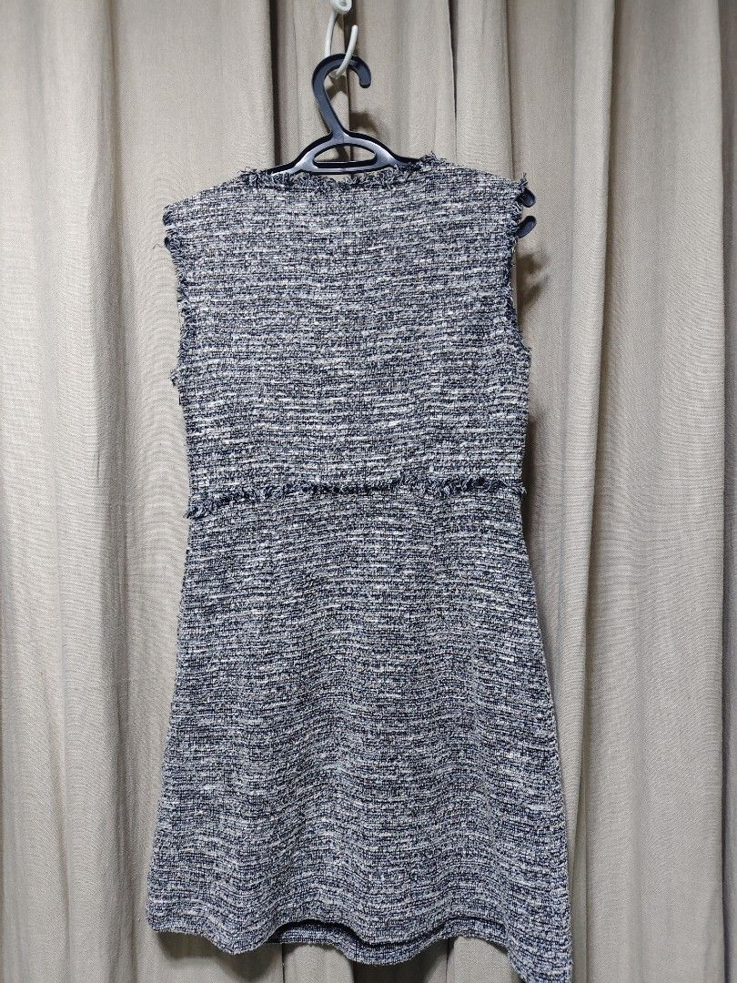 Vero Moda Tweed Shift Dress - Medium (Excellent Condition!) (Category: Dresses) located in Baguio. Submitted by pisces_beattidue23 (Listing ID 1463011080, Image 2). Description: Vero Moda Tweed Shift Dress - Medium (Excellent Condition!).