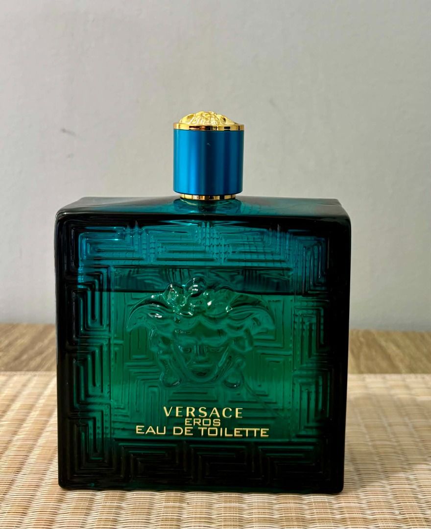 Versace Eros Eau de Toilette 200ml (Category: Fragrance & Deodorants) located in Mandaluyong City. Submitted by capurcosjo05601 (Listing ID 1463043432, Image 2). Description: - Authentic Versace Eros Eau de Toilette - Used 200 ml .