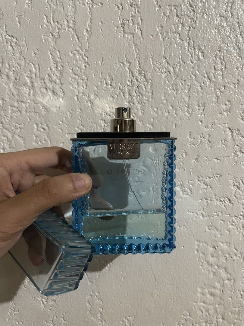 VERSACE MAN Eau Fraiche Eau de Toilette 100ml (Category: Fragrance & Deodorants) located in Talisay. Submitted by mrjannchristian (Listing ID 1462900358, Image 2). Description: - Versace Man Eau Fraiche Eau de Toilette - 100ml bottle - 1/3 of contents left - Cap included - 1/3 amount of liquid remaining - Ideal fragrance for warm weather.