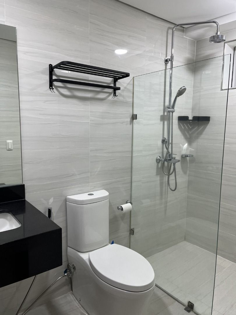VERVE RESIDENCES 2BR W/ PARKING (Category: Apartments & Condos) located in Muntinlupa City. Submitted by buysellrentchem (Listing ID 1463117660, Image 2). Description: FOR SALE | VERVE RESIDENCES BGC 🏙️ 2BR Unit | Tower 1 | 16th Floor 📍 Verve Residences, BGC, Taguig City • 97 sqm Floor Area • 2 Bedrooms • 2 Toilet & Bath • Utility/Maid’s Room with Toilet • Semi-Furnished • 1 Parking — Basement 5 • Clean Title • Unit 1619, Tower 1 💰 ₱25,000,000