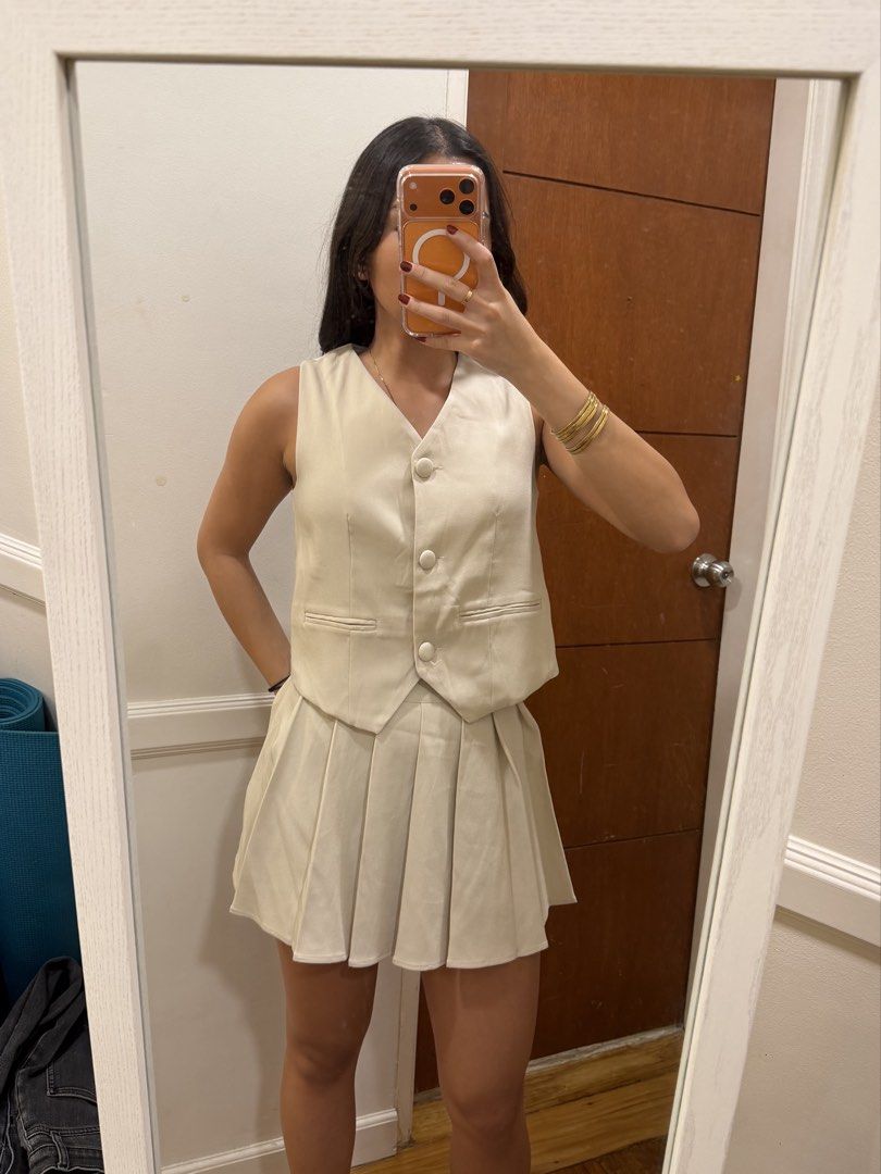 vest & skirt set (Category: Others Tops) located in Manila. Submitted by beysclosett (Listing ID 1463024298, Image 1). Description: - never used - good condition .