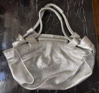 （分類：）位於 。 由 bala88hk 提交（商品編號 1462961695，圖片 1）。簡介： 。