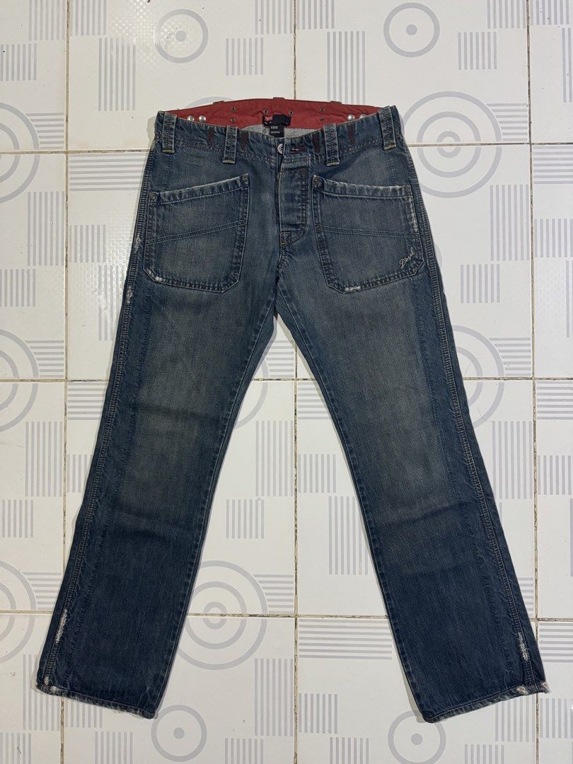 Vintage DIESEL Jeans (Category: Jeans) located in Cebu City. Submitted by etnaner (Listing ID 1462885525, Image 2). Description: Vintage DIESEL Jeans Made in Romania Unisex Fits 30-32W Details posted .