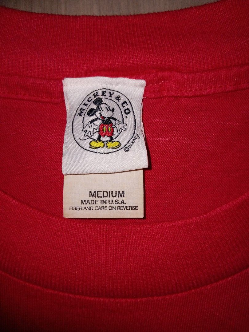 Vintage Disney Mickey & Co (Category: Tshirts & Polo Shirts ) located in Malasiqui. Submitted by v.hype (Listing ID 1463006155, Image 3). Description: Vintage Disney Mickey & Co size: meduim on tag dimension: 22w 30L excellent price : 1200.
