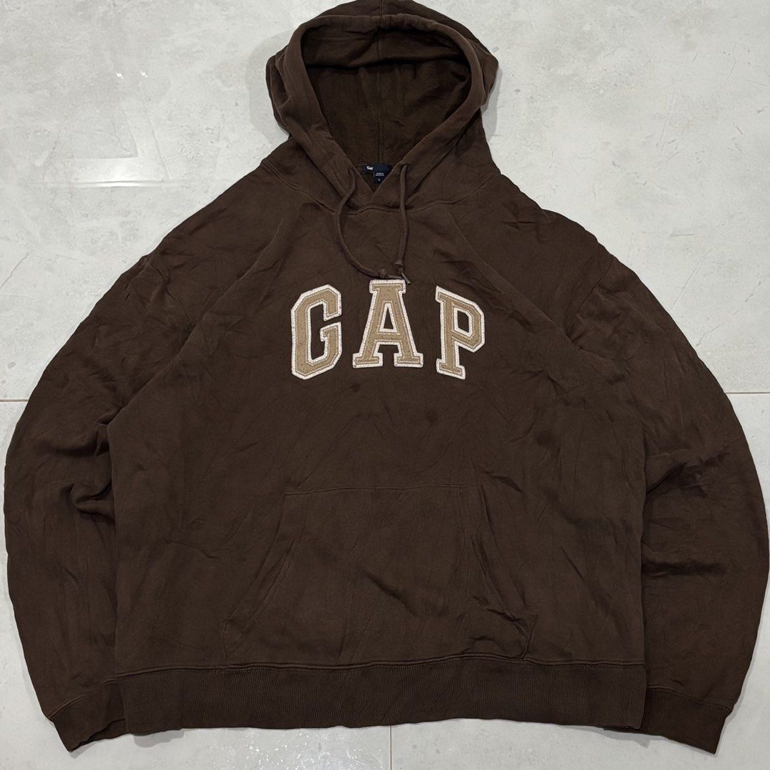 Vintage gap choco brown hoodie (Category: Coats, Jackets and Outerwear) located in Cebu City. Submitted by florianmiral (Listing ID 1463086042, Image 1). Description: Vintage gap choco brown hoodie Excellent condition Large W 25 L 26.