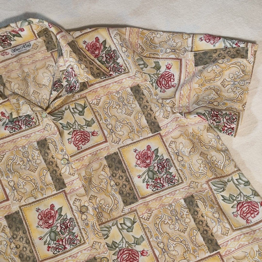 Vintage Rose Print Button-Up Shirt (Category: Blouses) located in Antipolo. Submitted by _lovedbychie (Listing ID 1462890590, Image 3). Description: 🌸 Size: M-L 🌸 Bust: 36" - 38" • Length: 17" 🌸 MOP: Gcash / Maribank 🌸 MOD: J&T / LBC / Lalamove Message me for more info!.