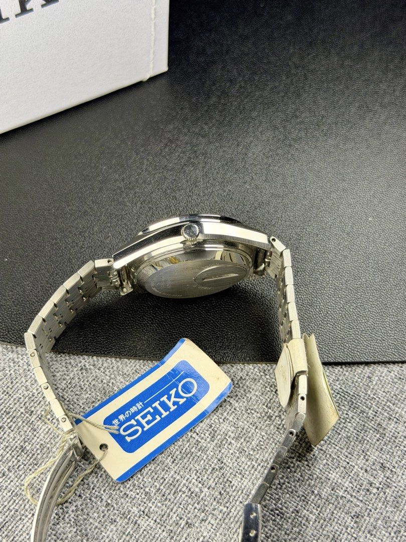 Vintage Seiko Quartz Type II JDM (Category: Men's Watches) located in Bacoor. Submitted by offtheclock (Listing ID 1462999306, Image 3). Description: Vintage Seiko Quartz Type II JDM Condition: NOS / New Old Stock Reference No: 4623-8020 (April 1976) Movement: Quartz (4623 - Daini Seikosha Factory) Material: Stainless Steel Case Diameter: 36mm (Hardlex Mineral Crystal) Dial: White / Silver Pinstripe Textured Pattern Strap: Original Stainless Stee