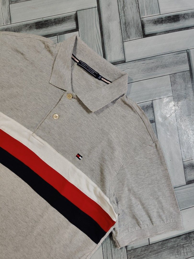 Vintage Tommy Poloshirt (Category: Tshirts & Polo Shirts ) located in Tacurong. Submitted by groovyf1nds (Listing ID 1462940860, Image 2). Description: Vintage Tommy Poloshirt Condition: Excellent Color rate: 10/10 Size: Large Dimes: 21 width, 28 Length .