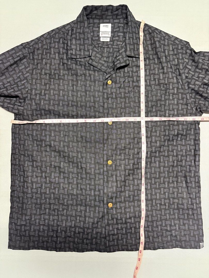VISVIM Wallis S/S Kasuri (Category: Formal Shirts) located in Baguio. Submitted by viibodegaaa (Listing ID 1463014473, Image 2). Description: VISVIM Wallis S/S Kasuri Size: 3 Width: 23’ Length: 28’ Price: 3280.