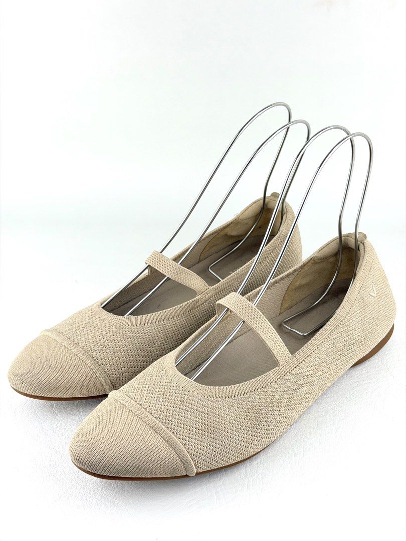 VIVAIA Tamia Mary Jane (Category: Flats & Sandals) located in Manila. Submitted by luvluxe.mnl (Listing ID 1463038060, Image 3). Description: Soo niceee 🥰 In size 41– rare sizee In very good condition What you see is what you get You can wear it in many styles Comfyyy & stylish in one shoes!! .