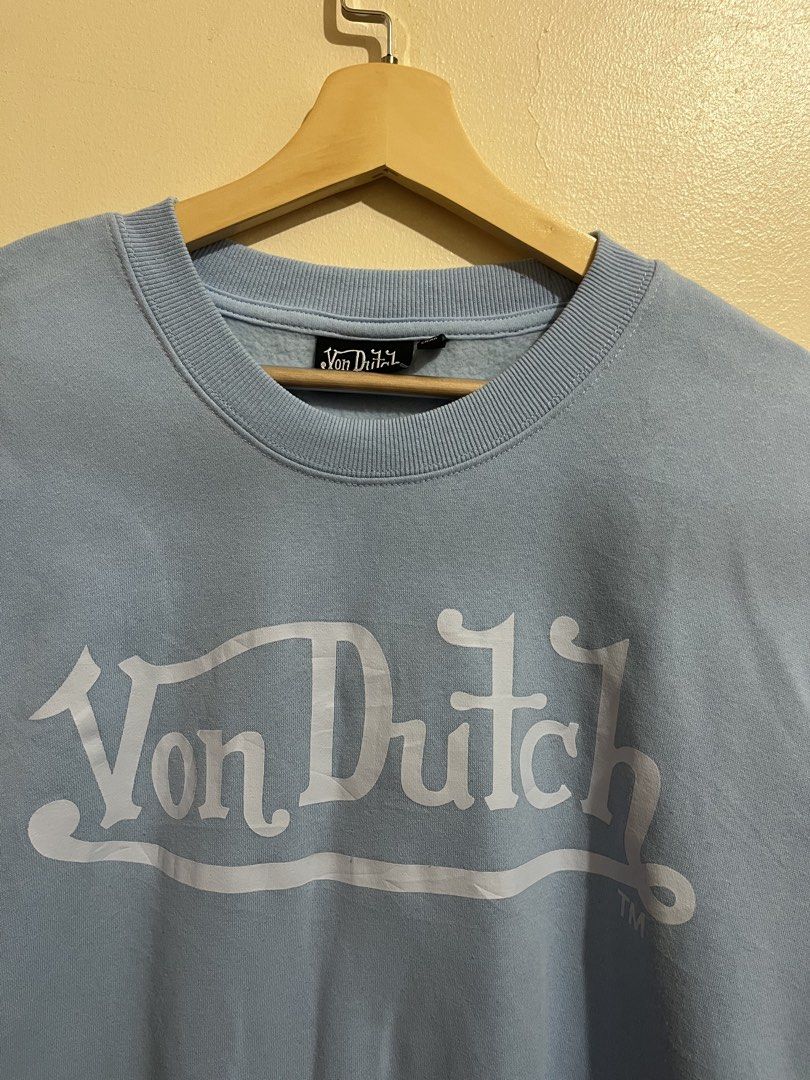 von dutch sweater (Category: Hoodies) located in Manila. Submitted by kian_chavez (Listing ID 1463050281, Image 1). Description: no issue .