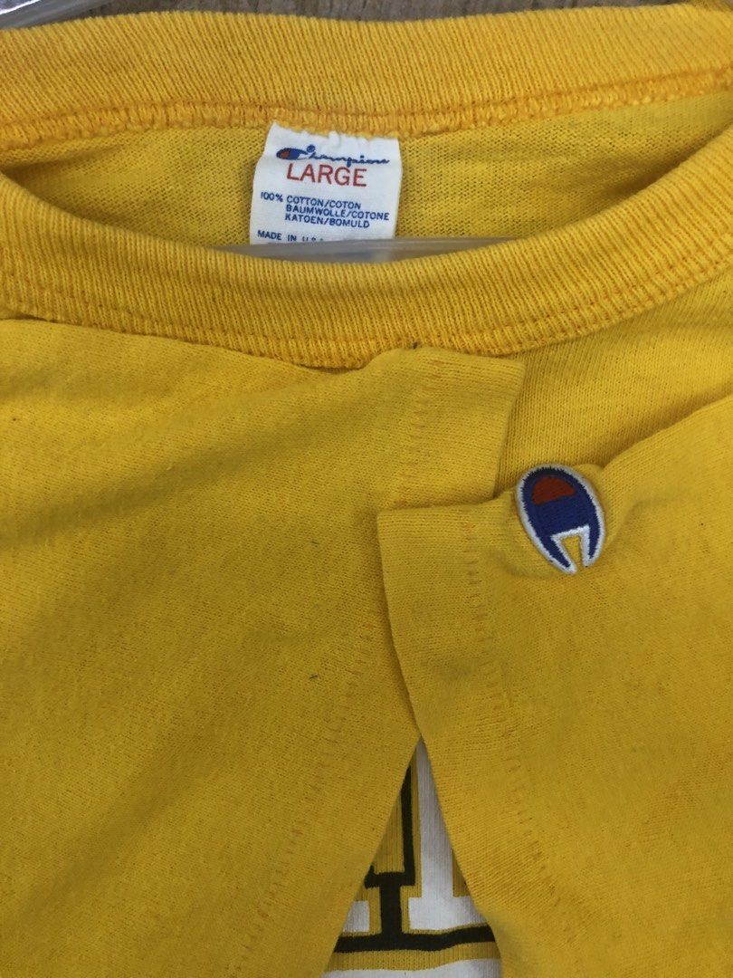 VTG CHAMPION SHIRT (Category: Tshirts & Polo Shirts ) located in Manila. Submitted by zethfromm4dw0rld (Listing ID 1463029252, Image 2). Description: LASPIÑAS LOC PM IF INTERESTED ASNEW CONDITION .