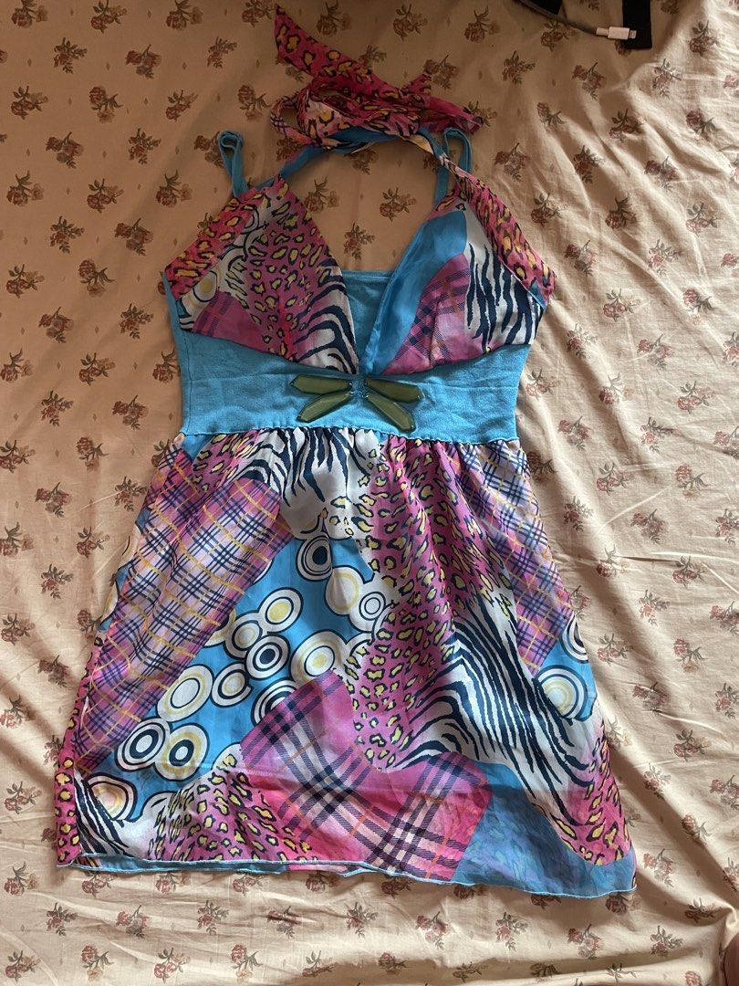 Whimsy Halter Dress 🌸 (Category: Dresses) located in Marikina City. Submitted by smnthcrno (Listing ID 1462985210, Image 1). Description: - Cute whimsy halter dress top🌸 - Has adjustable straps - Flowy and lightweight skirt - Measurements can be seen in the pictures. - Price is negotiable😊 Shipping fee will be paid by the buyer.💕.