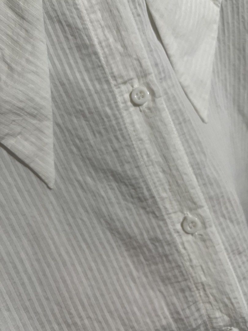 White Puff Sleeve Blouse with Collar (Category: Blouses) located in Marikina City. Submitted by femmeshoppemnl (Listing ID 1462926019, Image 3). Description: White Puff Sleeve Blouse with Collar Size: L-XL Condition: Lightly used. Issue: No issue. Brand: SANMIMUXI Ukay sourced. Washed - Ready to wear. .