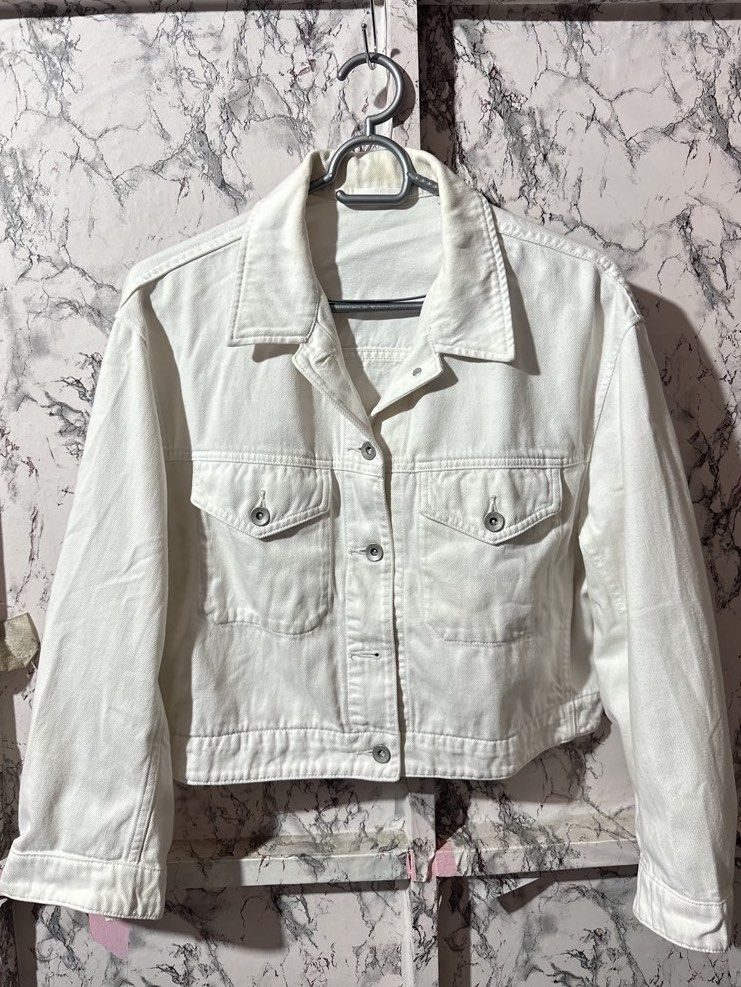 White Soft Denim Jacket (Category: Coats, Jackets and Outerwear) located in Manila. Submitted by kirayychii (Listing ID 1463103344, Image 1). Description: - Yellowing is due to storage and can be washed - Negotiable - Lightly used.