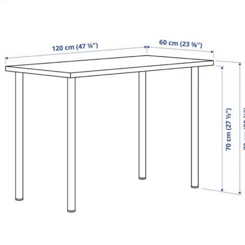 White study table (Category: Tables & Sets) located in Singapore. Submitted by sayheypeaches (Listing ID 1462994698, Image 3). Description: No defects lightly used Self collect .