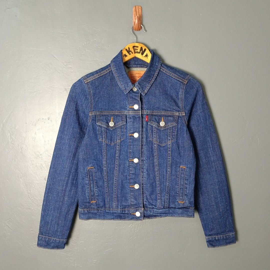 Women's - Levi's (Category: Coats, Jackets and Outerwear) located in Bacolod City. Submitted by drop.ph (Listing ID 1463030204, Image 2). Description: Levi's - Trucker Denim Authentic *Size XS - 16.5x20.5 *Excellent *No Flaws *Price: 1,200php *Add SF if outside Bacolod City.