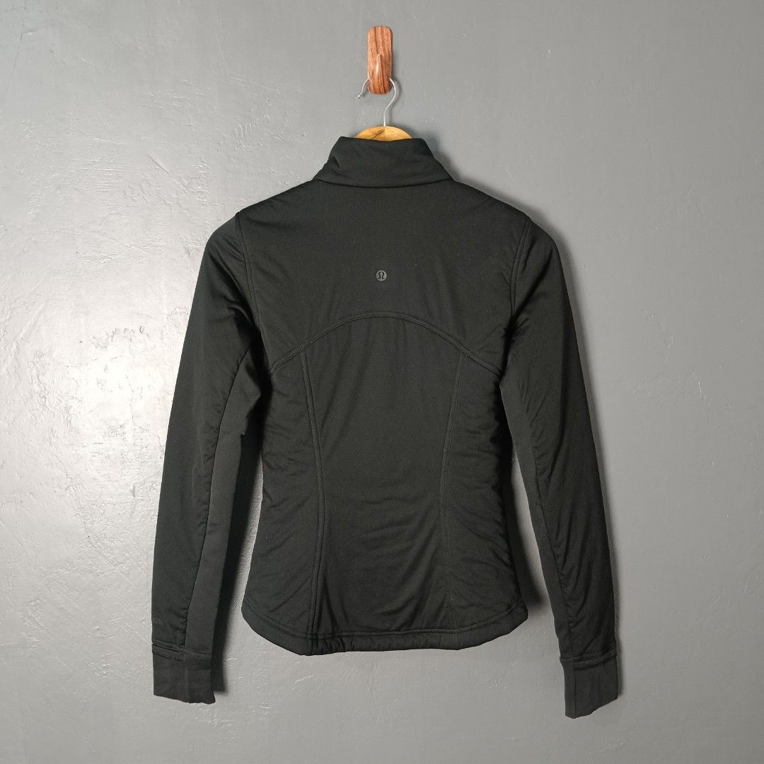 Women's - Lululemon (Category: Coats, Jackets and Outerwear) located in Bacolod City. Submitted by drop.ph (Listing ID 1462944661, Image 3). Description: Lululemon - Dynamic Movement Jacket Authentic *Fits XXS - 14.5x22.5 *Excellent *No flaws *Price: 1,000php *Add SF if outside Bacolod City .