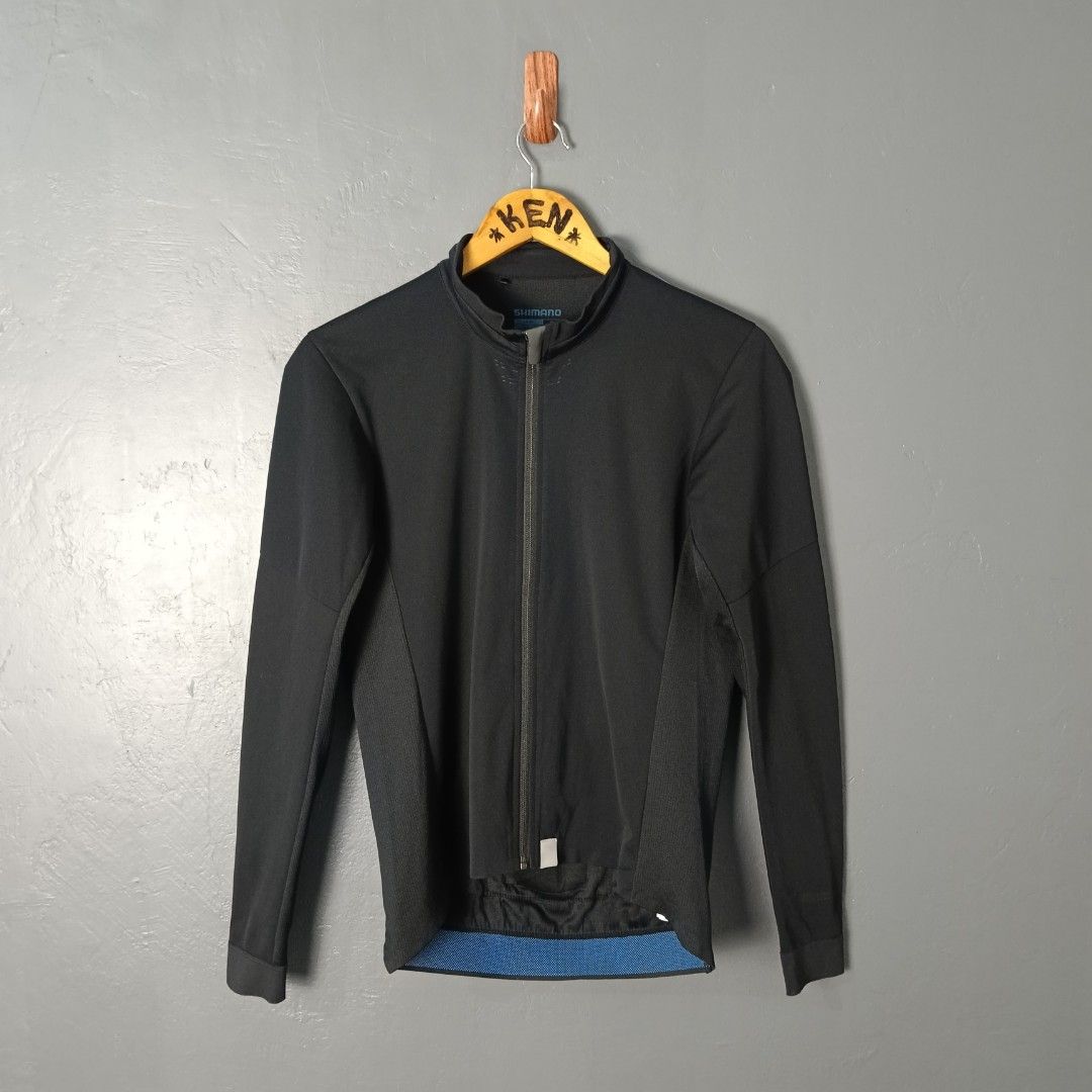 Women's - Shimano (Category: Coats, Jackets and Outerwear) located in Bacolod City. Submitted by drop.ph (Listing ID 1462944348, Image 2). Description: Shimano Authentic *Size M - 17.5x22, 24.5 back *Excellent *No Flaws *Price: 880php *Add SF if outside Bacolod City.