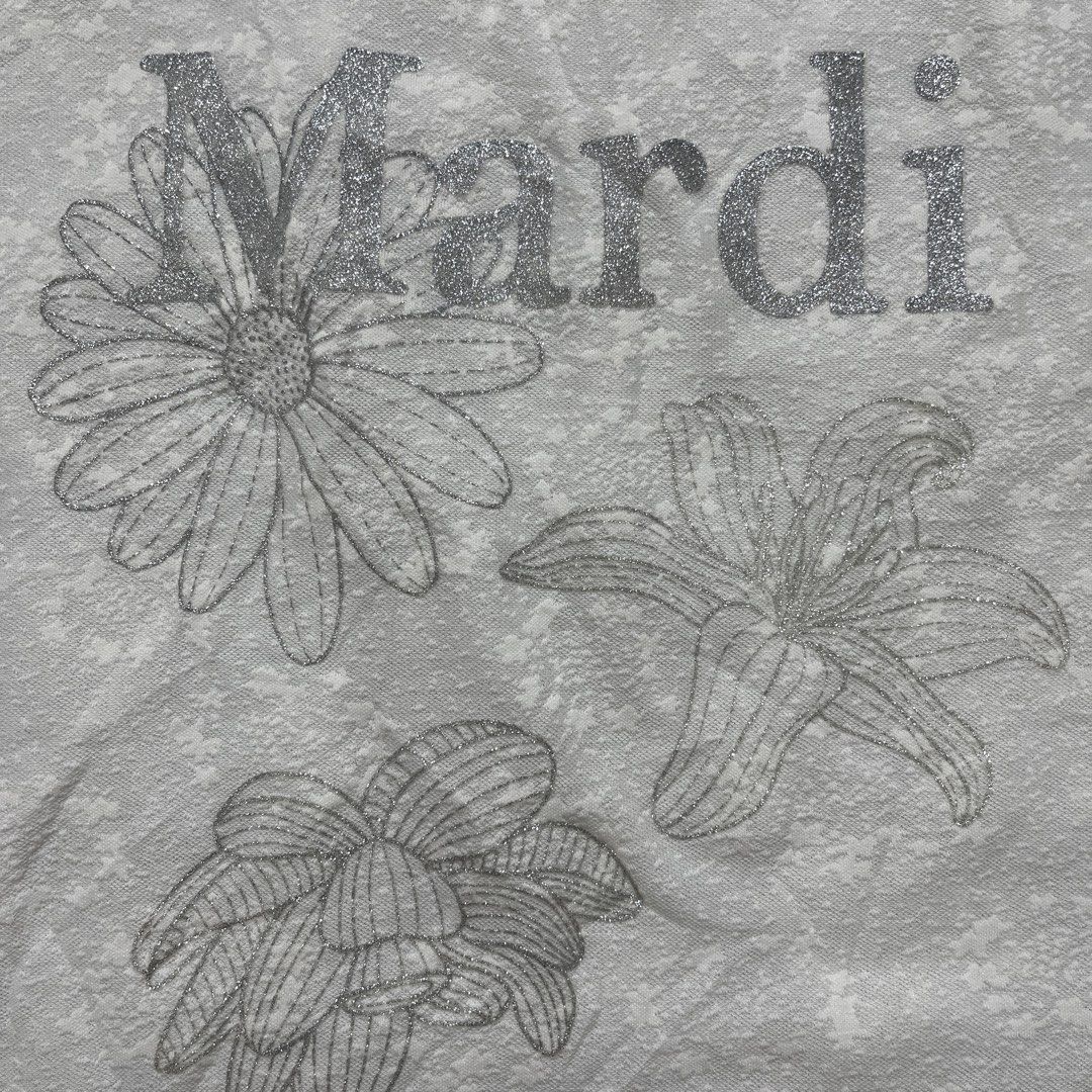 Womens Mardi Shirt (Category: Shirts) located in Nasugbu. Submitted by janstuffs.ph (Listing ID 1463030905, Image 3). Description: Mardi White Lace Shirt Womens 🌸 Tagged - XS 18W x 25L Condition: 10/10 - Good as new Flaw(s): None | Swipe for more photos ₱500 Buyer add sf.