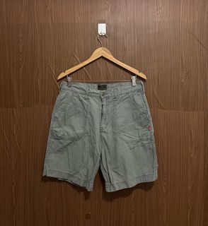 (Category: ) located in . Submitted by streetwear.collections (Listing ID 1463086217, Image 1). Description: .