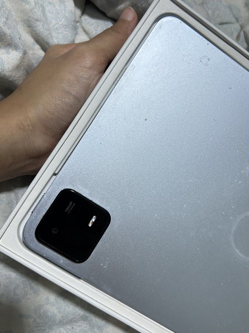 Xioami Pad 6 256gb (Category: Android) located in Pasig City. Submitted by clarizeee_ (Listing ID 1462960379, Image 1). Description: Xioami pad 6 256gb HONEST ISSUE: dents only because of usage No other issue Personal tablet/ used for work, school Pasig loc meet up only.